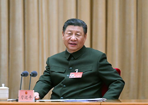 习近平出席解放军和武警部队代表团全体会议