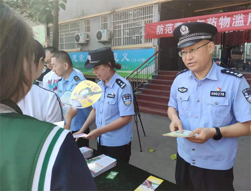 防范麻精药品滥用，守护青少年健康成长